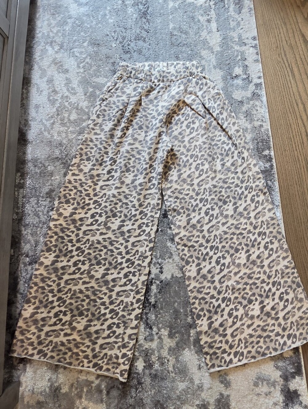 Aerie Wide Leg Street Trousers- Leopard - Picture 7 of 7